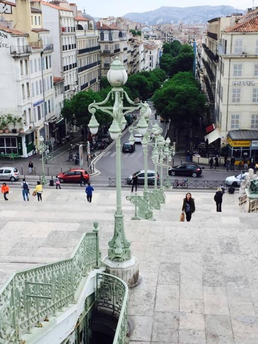 Marsiglia: la scalinata della stazione