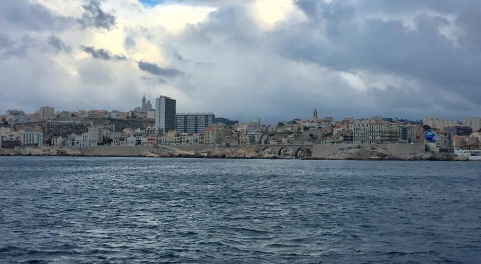 Il panorama di Marsiglia dal mare