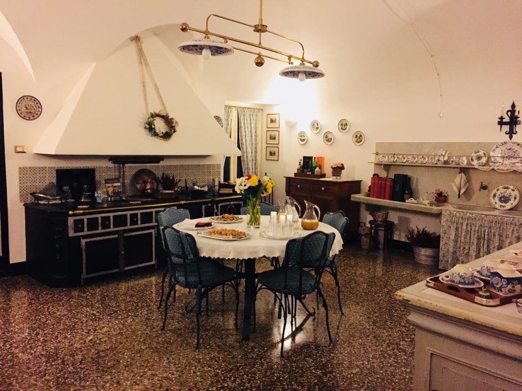 La cucina, proprio com'era nell'Ottocento.
