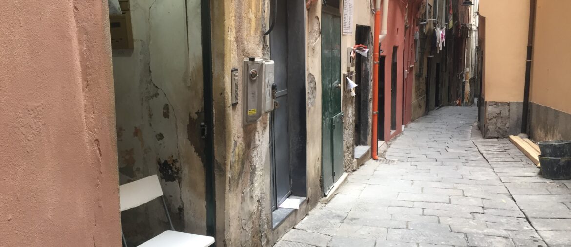 Vico Angeli il carruggio delle puttane